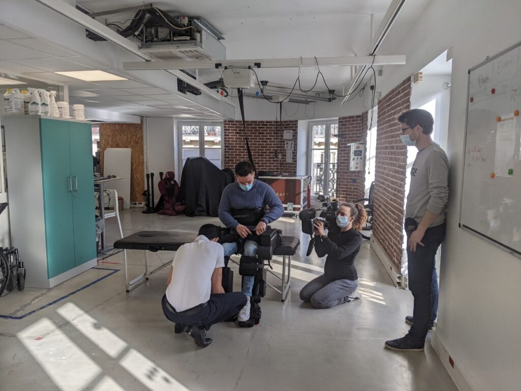 alysee-flaut-freelance-communication-journalisme-relation-presse-tf1-20h-kickmaker-3