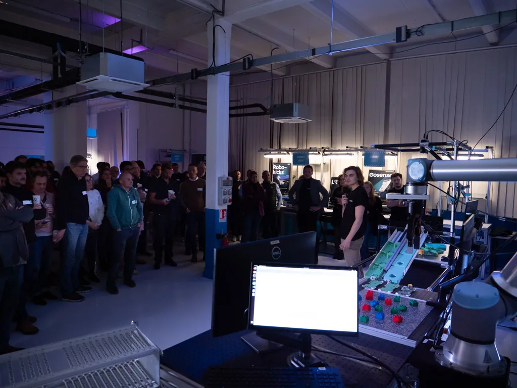 alysee-flaut-strategie-communication-editoriale-evenementielle-ouverture-agence-kickmaker-grenoble-article-presse-lessor-grenoble24